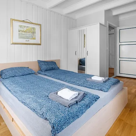 Experience Norway's History I With Free Parking Apartment